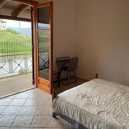 Greengold Holiday - Ancient Pisa